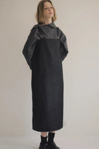 黑格領結襯衫，棉彈親膚面料右側領結與落肩短版設計，展現修長優雅比例。