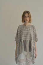 日本緹花棉花苞後綁帶上衣，刺繡工藝兩側口袋舒適廓形。